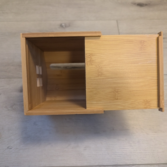 Bamboo House Tissue Box Holder - Picture 8 of 10